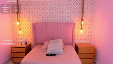  J E S S I  online show from 04-11-26, 07:45