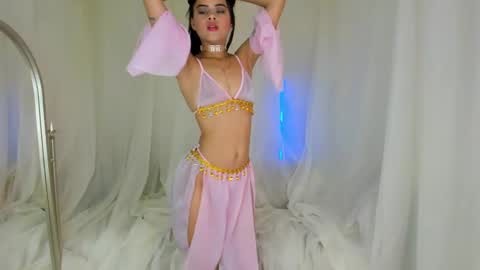 Snapshot of jessi_powel chatting on 03-11-25, 07:47 Jess online show from 03-11-25, 07:47