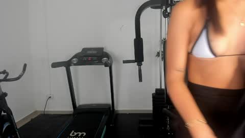 Snapshot of jessi_powel chatting on 05-02-26, 01:38 Jess online show from 05-02-26, 01:38