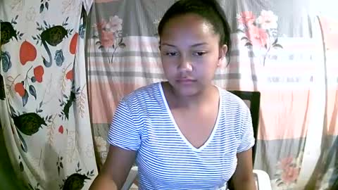 Snapshot of jessi_tastyxx chatting on 01-19-25, 02:49 Jessi Tastyxx online show from 01-19-25, 02:49
