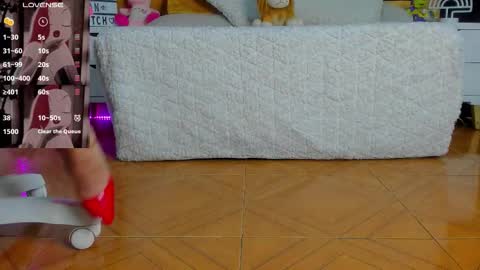 Snapshot of jessica_angel_sweet chatting on 10-26-25, 10:58 online show from 10-26-25, 10:58