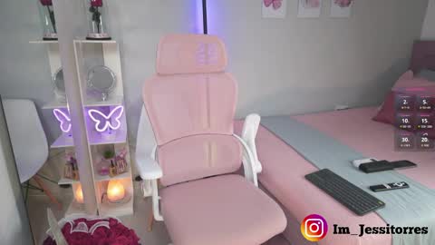 Jessica online show from 04-11-26, 04:33