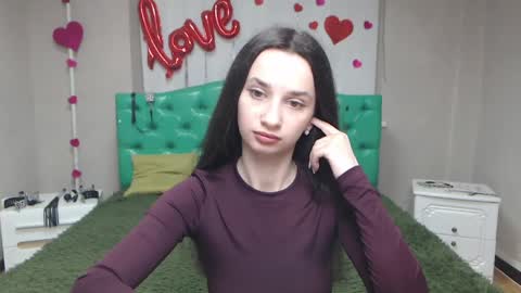 Snapshot of jessicabreez chatting on 05-14-26, 11:17 JessicaBreez online show from 05-14-26, 11:17