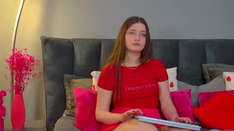 Jessica online show from 03-07-26, 07:16