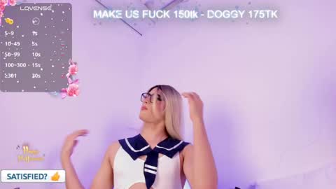 Snapshot of jessicameron chatting on 03-03-25, 01:21 JESSI AND NAOMI online show from 03-03-25, 01:21