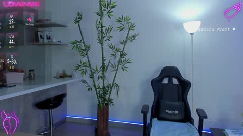  Jessica Pratt  IG jessicaxpratt online show from 01-25-25, 09:35