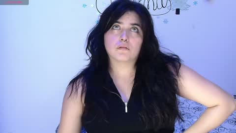 Snapshot of jessicared18 chatting on 01-29-25, 02:40 jessicared18 online show from 01-29-25, 02:40