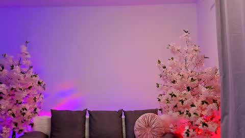 Gloria   online show from 01-12-25, 01:32