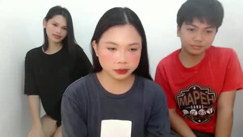 Snapshot of jessiefoxx0 chatting on 02-23-25, 04:39 Jessie online show from 02-23-25, 04:39