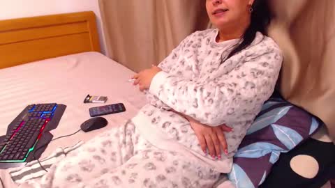 jessiestar3 online show from 03-21-26, 02:31