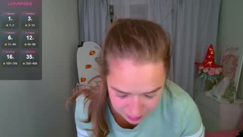 Jessi online show from 10-25-25, 01:51