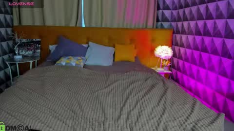 Jessie online show from 09-18-25, 07:54