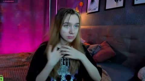 Jessie online show from 10-23-25, 08:13