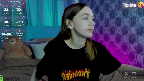 Jessie online show from 03-11-26, 07:58