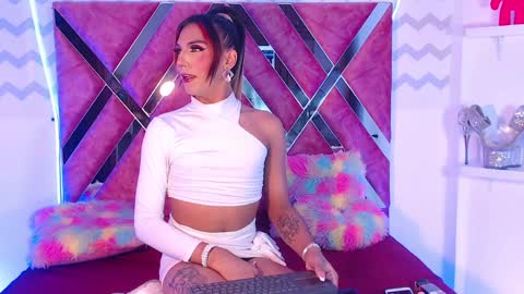 Snapshot of jessika_rabbits chatting on 02-04-25, 04:26 JESS online show from 02-04-25, 04:26