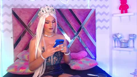 Snapshot of jessika_rabbits chatting on 02-22-25, 05:12 JESS online show from 02-22-25, 05:12