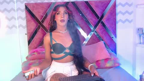 Snapshot of jessika_rabbits chatting on 03-01-25, 10:02 JESS online show from 03-01-25, 10:02