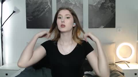 jessstonem online show from 03-18-26, 05:54