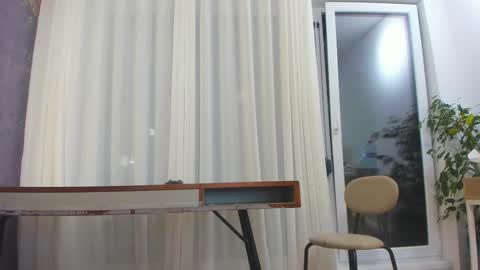 im doing any u want just ask me online show from 10-25-25, 05:51