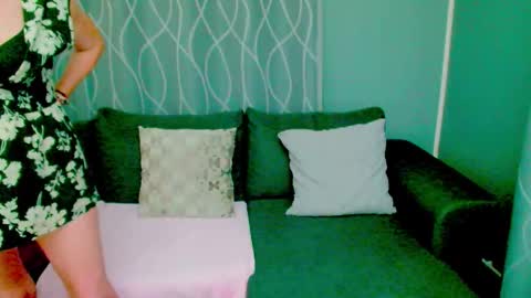 jessy curt online show from 10-25-25, 03:47