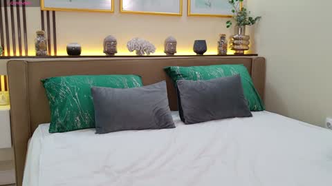 Francesca online show from 12-07-24, 01:40