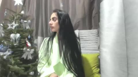 Jessy online show from 12-15-25, 06:01