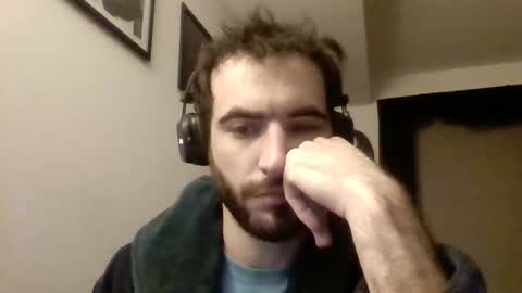 Snapshot of jestersquid89 chatting on 11-11-25, 10:15 jestersquid89 online show from 11-11-25, 10:15