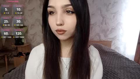 I am Gina ntmu Lets hit 10 Thumbs Up together online show from 03-28-26, 12:16