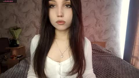 I am Gina ntmu Lets hit 10 Thumbs Up together online show from 04-03-26, 11:19