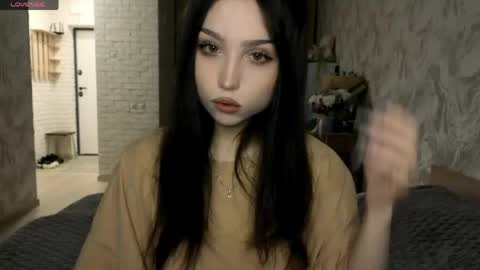 I am Gina ntmu Lets hit 10 Thumbs Up together online show from 05-22-26, 03:13