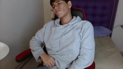 Snapshot of jettdread chatting on 03-06-25, 06:16 JETT DREAD online show from 03-06-25, 06:16