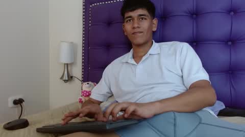 Snapshot of jettdread chatting on 03-10-25, 06:23 JETT DREAD online show from 03-10-25, 06:23