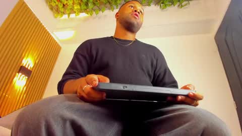jeus_stanley online show from 05-18-26, 03:57
