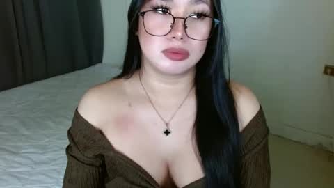 Snapshot of jewel_28 chatting on 02-15-25, 01:31 Jewel online show from 02-15-25, 01:31