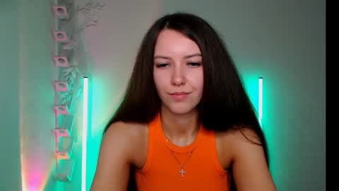 Snapshot of jewelrosse chatting on 12-20-25, 09:38 Jewel online show from 12-20-25, 09:38