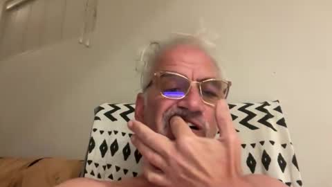 jewlronny online show from 04-15-26, 06:26