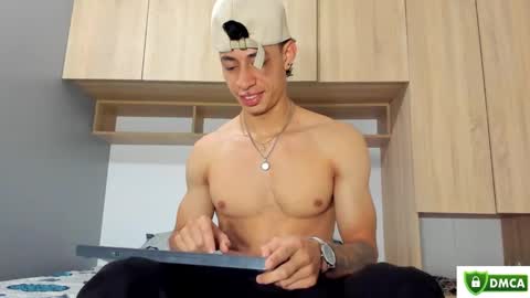 Snapshot of jey_cox23 chatting on 03-11-25, 10:51 jey cox online show from 03-11-25, 10:51