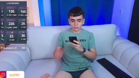 jey keler online show from 10-30-25, 02:13