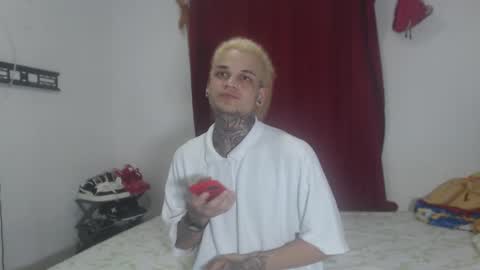 Snapshot of jeykob_23 chatting on 12-24-24, 04:33 JEYKOB online show from 12-24-24, 04:33