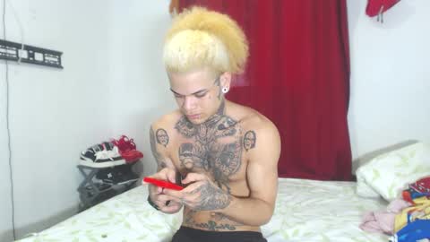 Snapshot of jeykob_23 chatting on 12-24-24, 01:28 JEYKOB online show from 12-24-24, 01:28