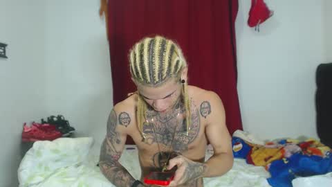 Snapshot of jeykob_23 chatting on 01-10-25, 08:29 JEYKOB online show from 01-10-25, 08:29