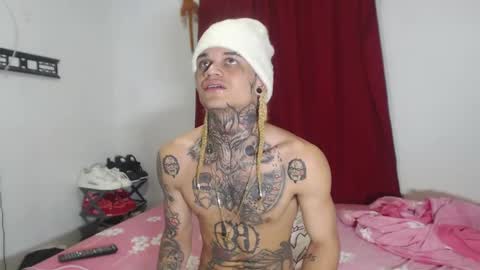 Snapshot of jeykob_23 chatting on 01-21-25, 06:33 JEYKOB online show from 01-21-25, 06:33