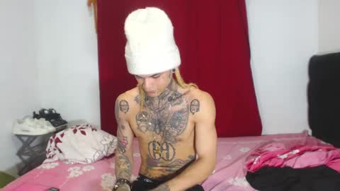 Snapshot of jeykob_23 chatting on 01-29-25, 03:22 JEYKOB online show from 01-29-25, 03:22