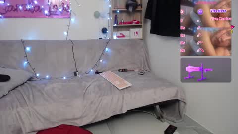 Snapshot of jezabel_purple chatting on 02-27-25, 10:31 Camila online show from 02-27-25, 10:31