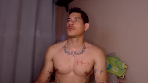 jffer_slhom online show from 04-03-26, 07:34