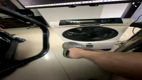 Snapshot of jgomez696a chatting on 05-09-26, 06:46 jgomez696a online show from 05-09-26, 06:46