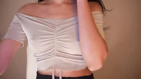 Snapshot of jhaanvi chatting on 12-08-24, 08:25 Jhaanvi online show from 12-08-24, 08:25