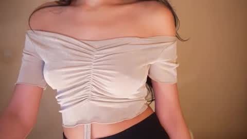 Snapshot of jhaanvi chatting on 12-21-24, 04:46 Jhaanvi online show from 12-21-24, 04:46