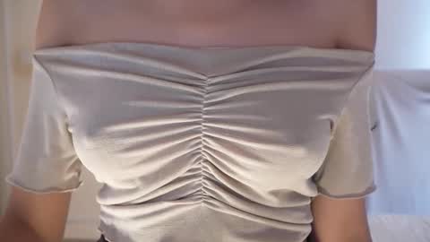 Snapshot of jhaanvi chatting on 10-05-25, 04:16 Jhaanvi online show from 10-05-25, 04:16