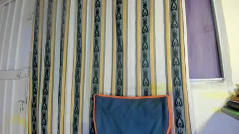 Snapshot of jharol_cardona chatting on 06-17-26, 01:41 Jharol online show from 06-17-26, 01:41